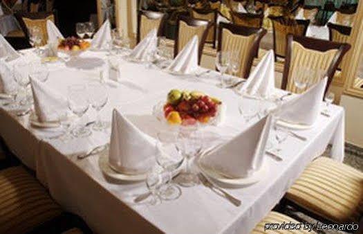 Royal Palace Hotel Almatı Dış mekan fotoğraf