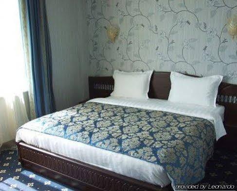 Royal Palace Hotel Almatı Dış mekan fotoğraf